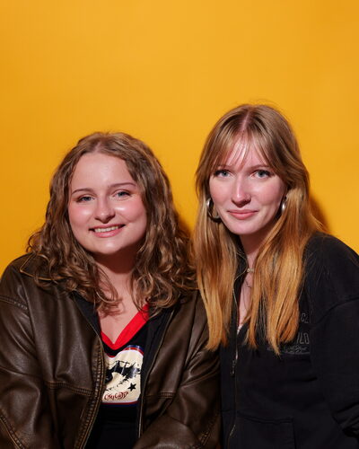 Leni & Jenny